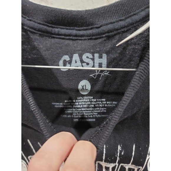 Johnny Cash Man Man in‎ Black Graphic Tee with Short Sleeves XL New with tags - Picture 5 of 6